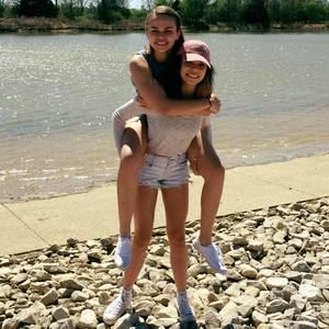 Meet your Posher, Stacey